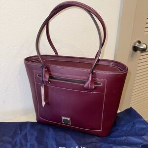 ❤️ New Dooney & Bourke Beacon Leather Zip Tote Bordeaux
